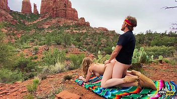 Real Amateur Porn Couple Fucks on Crazy Outdoor Hike